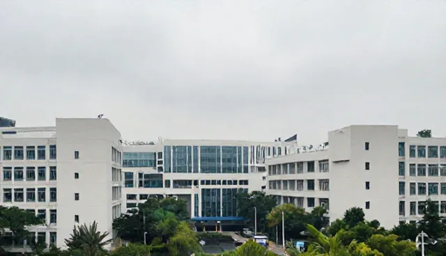 基础企业展示套餐:平台使用选型关注点分析